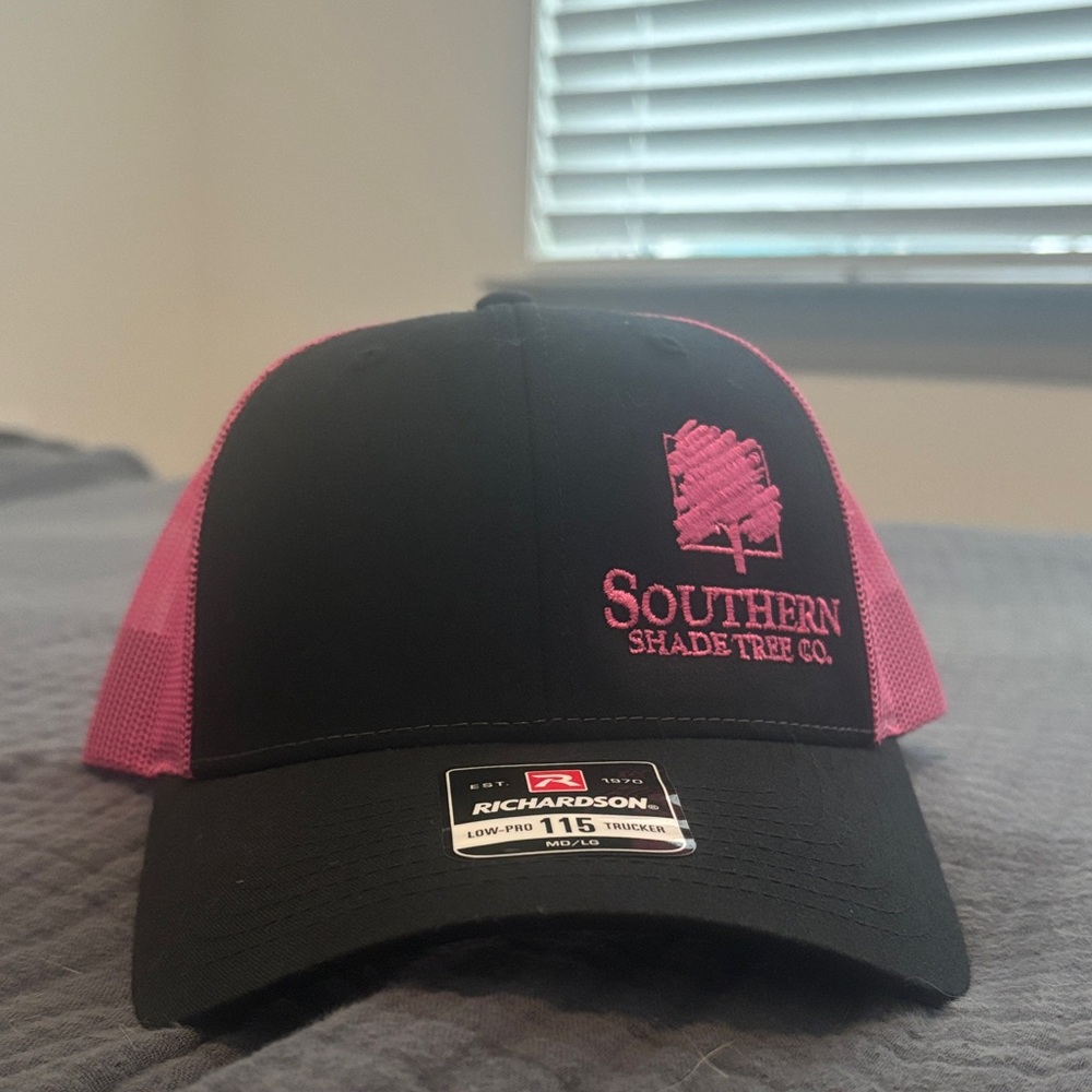 NWOT Southern Shade Tree Co. Snapback
